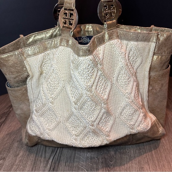 TORY BURCH Tote Bag Cable Knit METALLIC GOLD TRIM Wool Silk Lining Horse READ! - Picture 7 of 16